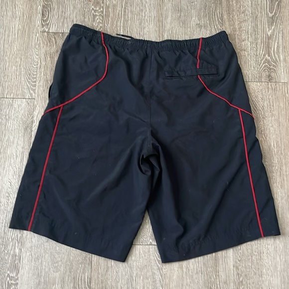 Y2K Nike Black swim trunks board shorts Athletic Shorts with Red  size large - Picture 6 of 7